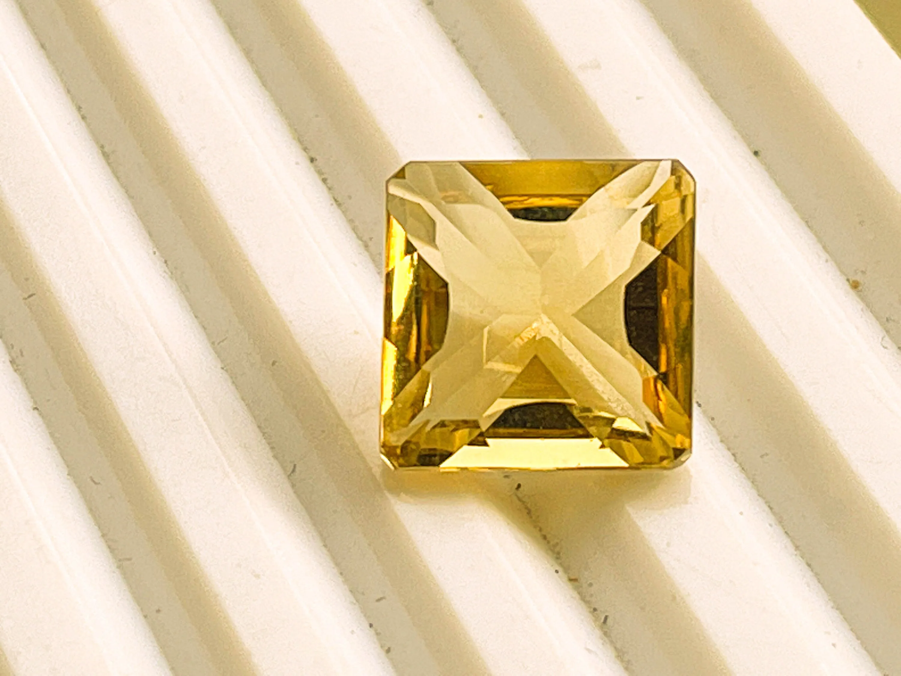 6.53 Carats Citrine Quartz Fantasy Concave Cut Square Shape, Citrine Gemstone, Citrine Concave Cut, Citrine Fantasy Cut, 12.25x12.25x6.75mm