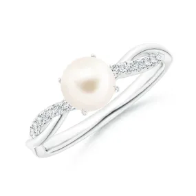 8mm Freshwater Cultured Pearl Twist Shank Ring with Moissanite Pavé