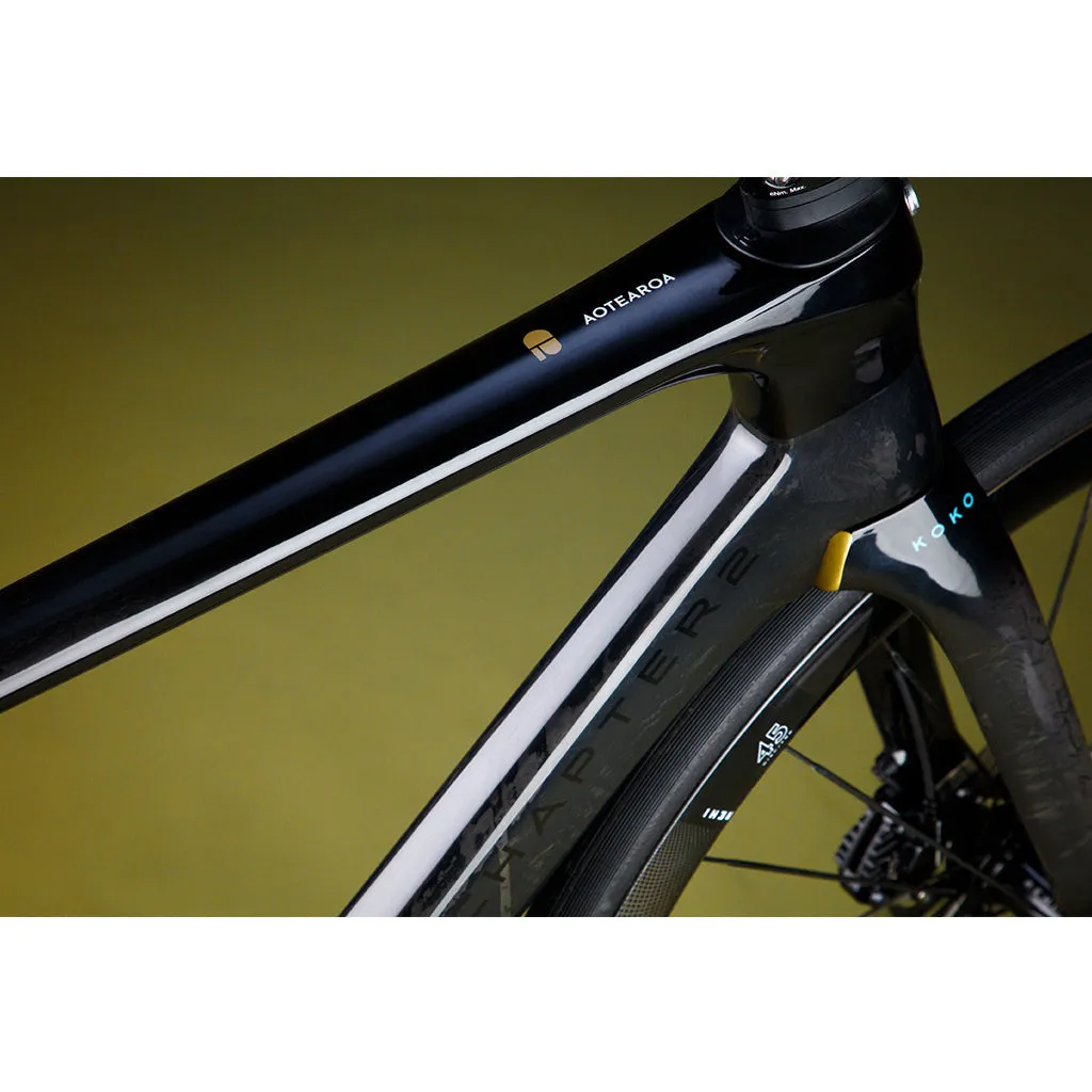 Chapter2 KOKO Aero Road Disc Brake Frameset - Black UD/Gold Koura