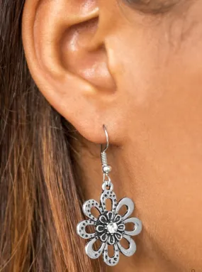 Fashion Floret White Earrings