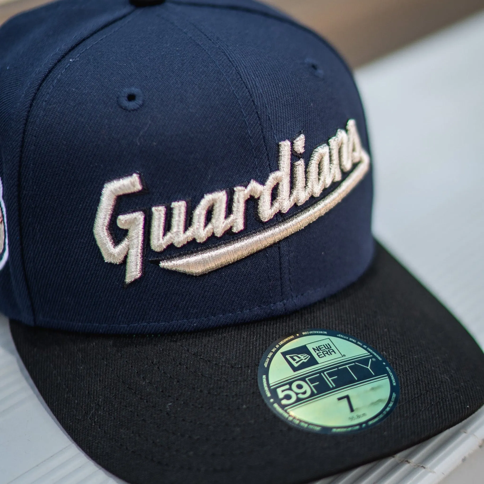 New Era Cleveland Guardians Good Grey UV (Navy/Black)