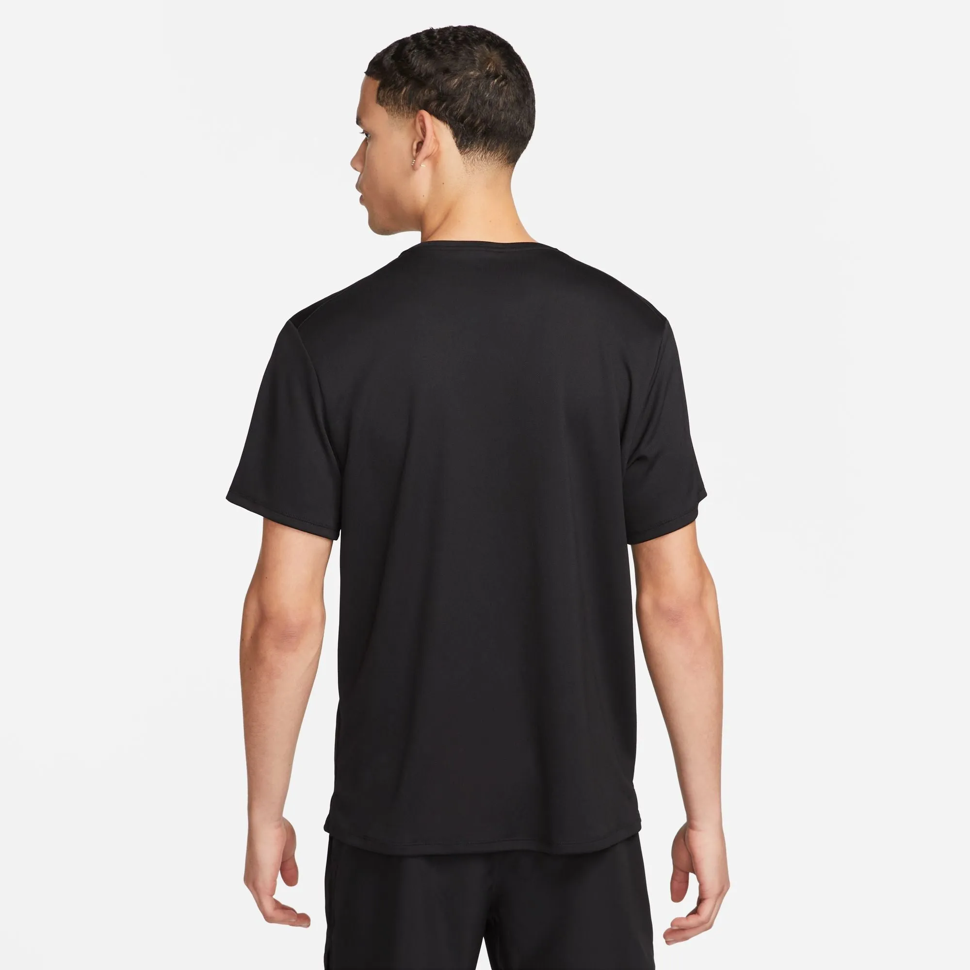 Nike Men's Dri-FIT Miler Tee Black / Reflective Silver