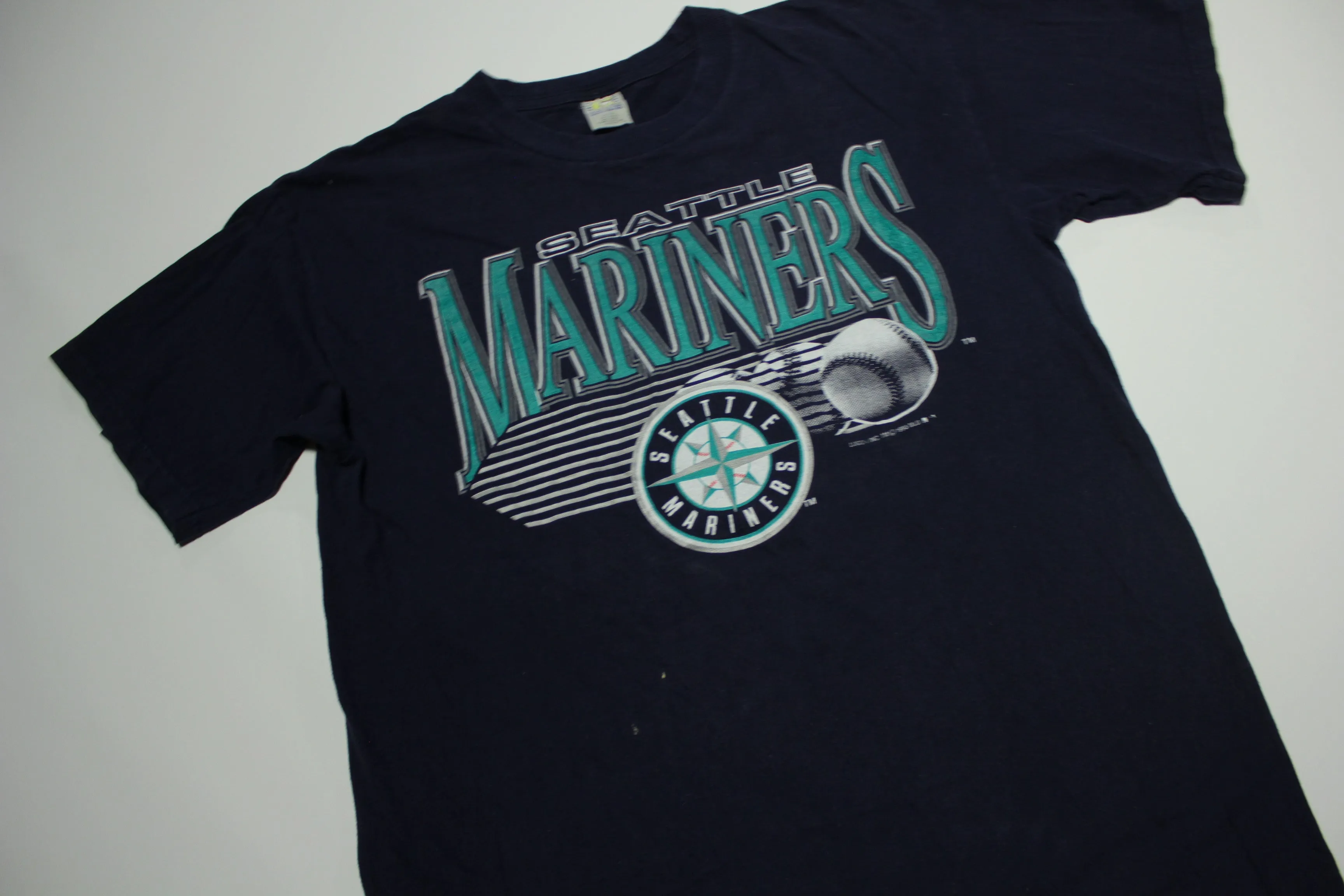 Seattle Mariners 1993 Vintage Logo 7 Giant Back Hit Made in USA T-Shirt